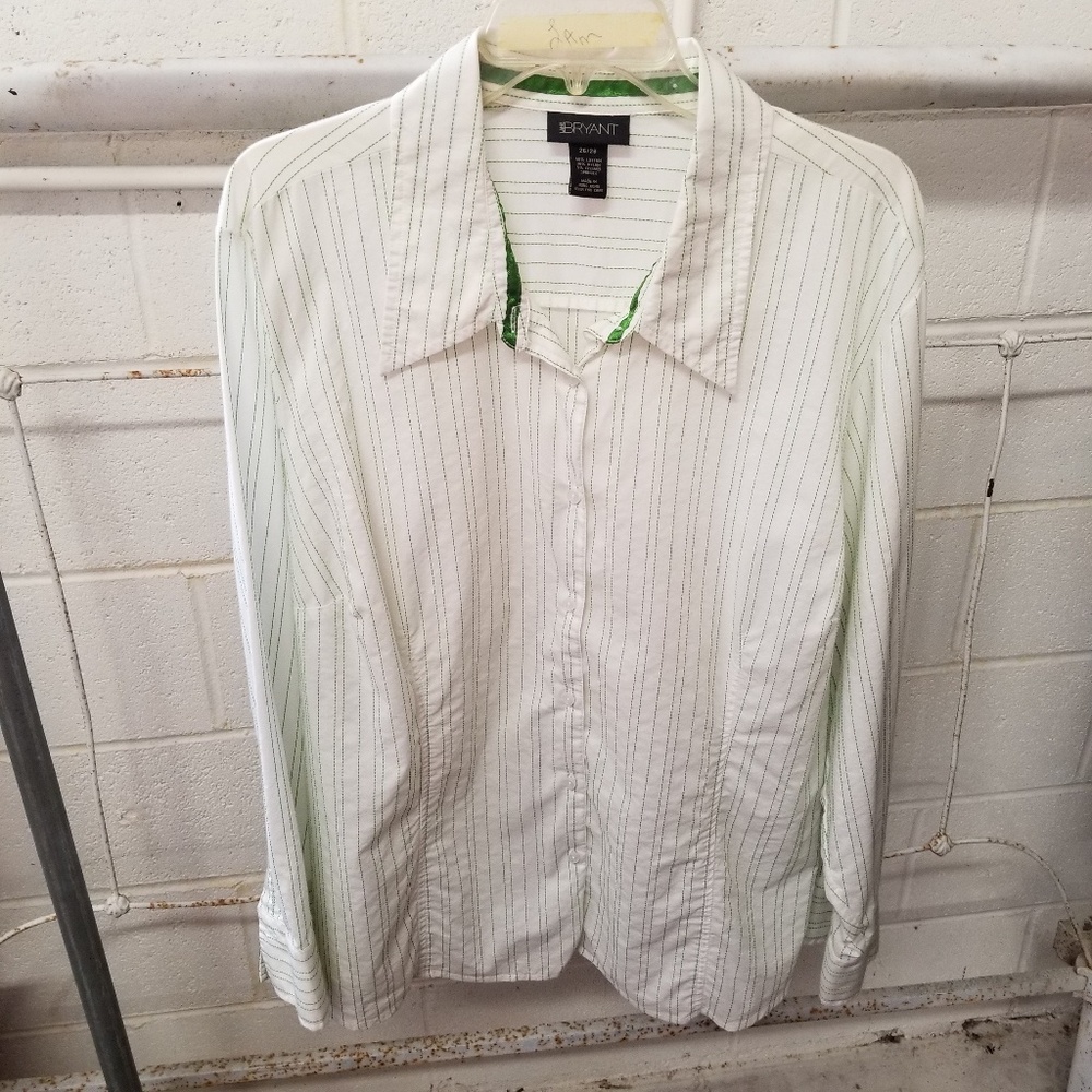 2/$20 Lane Bryant 26/28 White Green Button Up Top